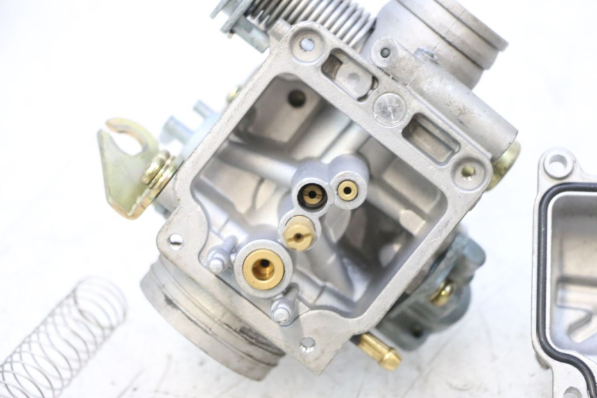 photo de CARBURATEUR KEEWAY MATRIX RX9 125 (2006 - 2007) - Visuele inspectie