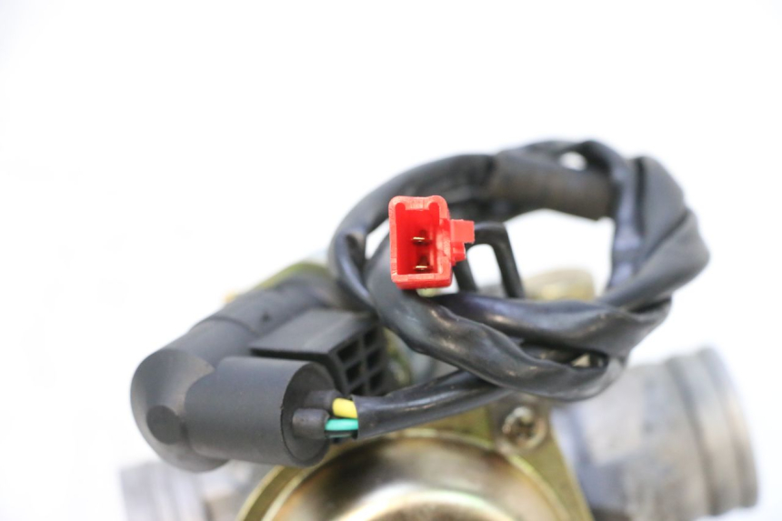 photo de CARBURATEUR KEEWAY MATRIX RX9 125 (2006 - 2007) - Zoom op gebruiksstaat