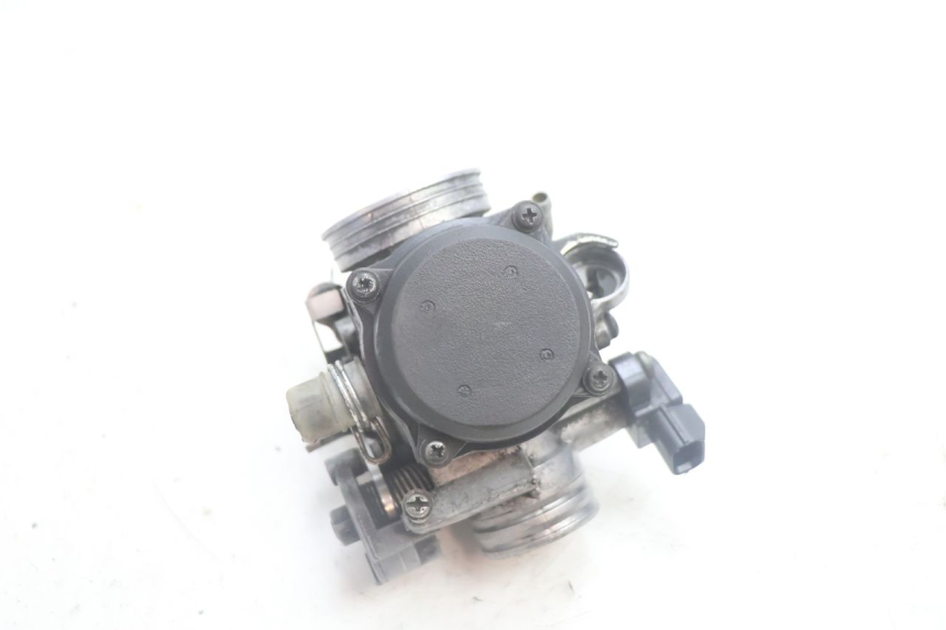 photo de VERGASER PIAGGIO MP3 125 (2006 - 2014) - Bevestigingspunten