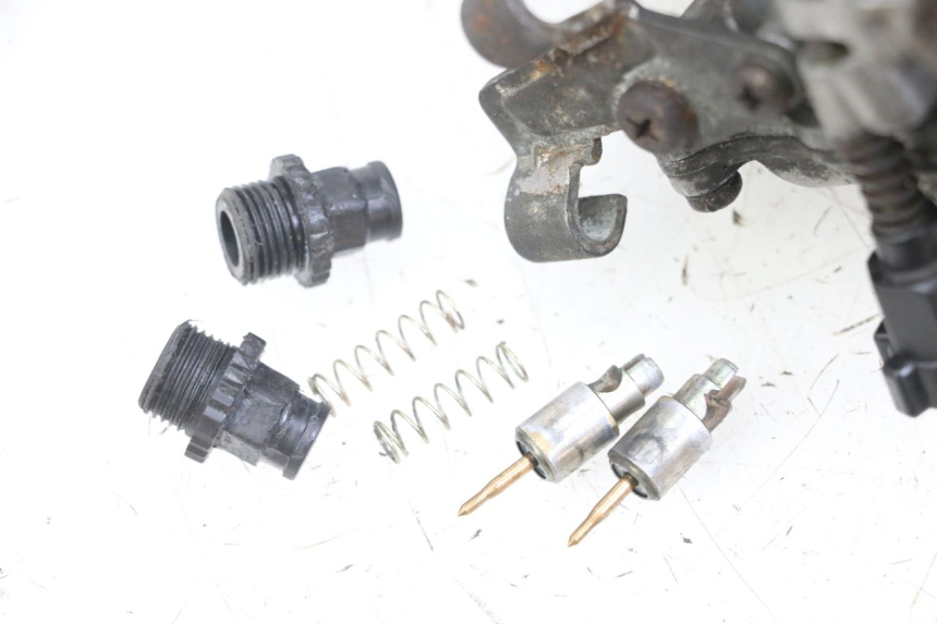 photo de VERGASER HONDA NTV DEAUVILLE 650 (1998 - 2001) - Andere kijkhoek