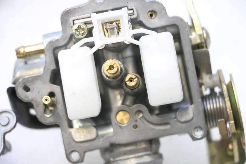 photo de VERGASER JM MOTORS OLDIES 4T 50 (2010 - 2020) - Zoom op kwaliteit
