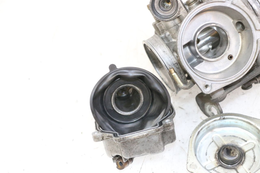 photo de VERGASER PIAGGIO VESPA LX 150 (2005 - 2013) - Markeringen en referenties