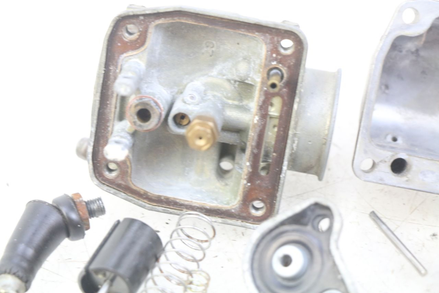 photo de VERGASER YAMAHA PW 80 (1983 - 2014) - Zoom op componenten