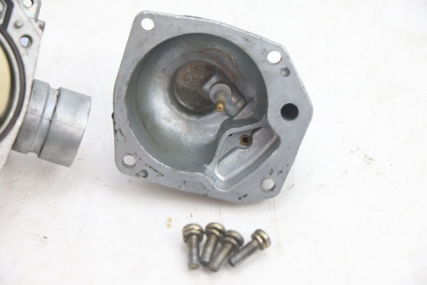 photo de CARBURATEUR RAZZO QTR 50 (2011 - 2018) - Kenmerkende details