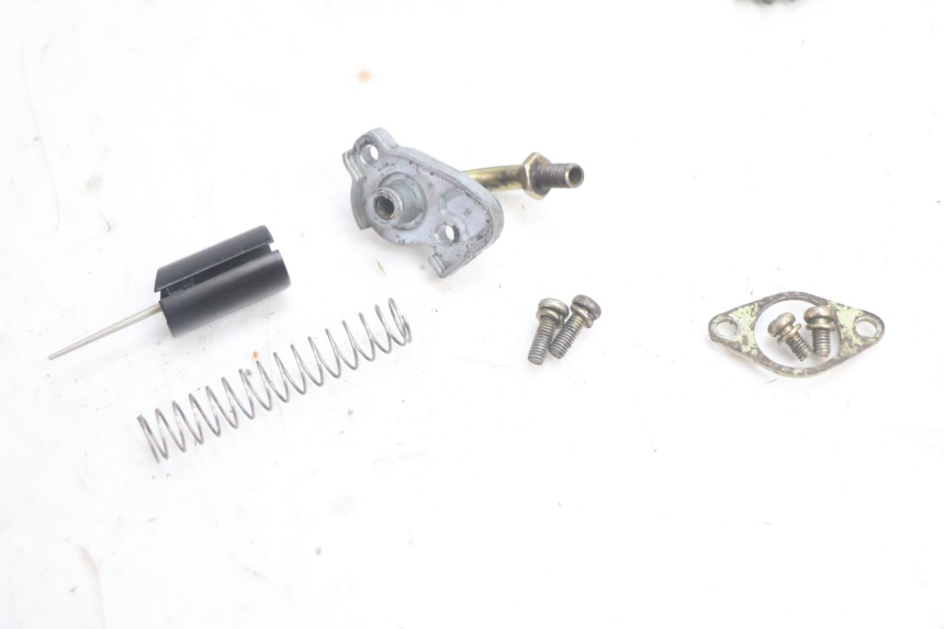 photo de CARBURATEUR RAZZO QTR 50 (2011 - 2018) - Zoom op componenten