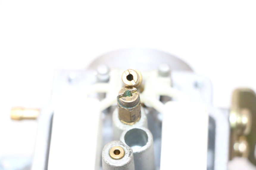 photo de VERGASER YIYING RETRO 125 (2008 - 2018) - Detailaanzicht