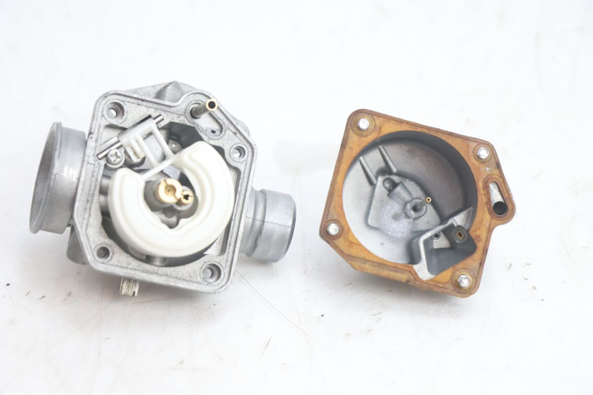 photo de VERGASER TNT MOTOR ROMA 10' 2T 50 (2011 - 2018) - Staat van het oppervlak