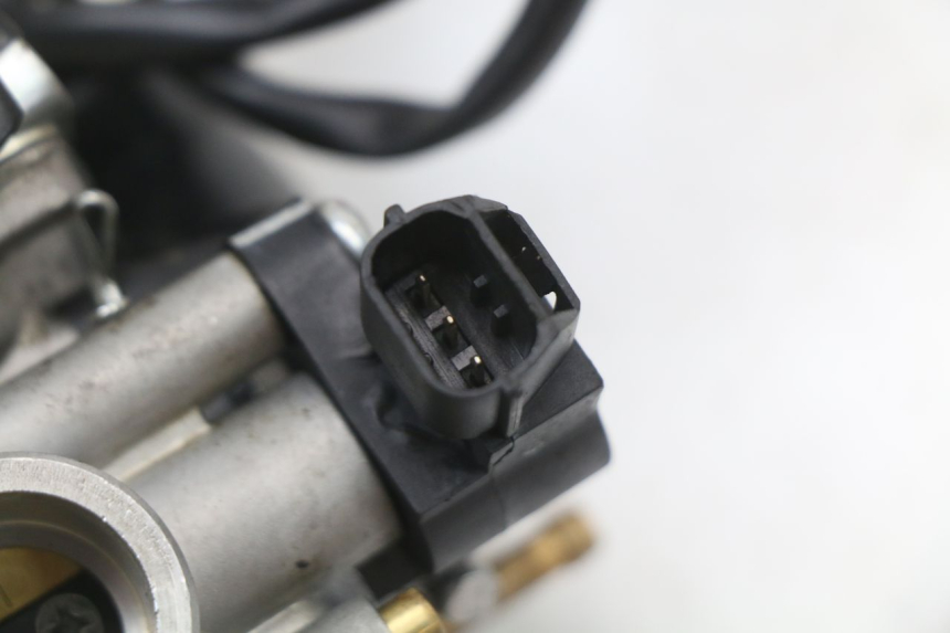 photo de VERGASER TNT MOTOR ROMA 10' 4T 50 (2019 - 2022) - Technische close-up