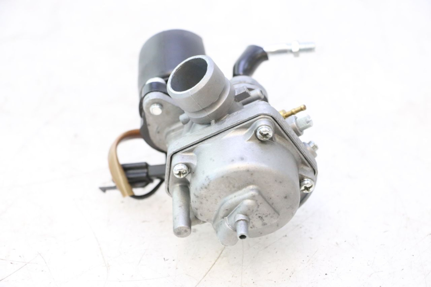 photo de VERGASER TNT MOTOR ROMA 12' 2T 50 (2007 - 2018) - Andere kijkhoek
