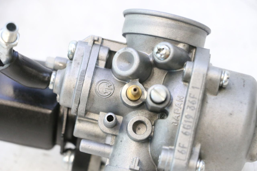 photo de VERGASER TNT MOTOR ROMA 12' 2T 50 (2007 - 2018) - Bevestigingspunten