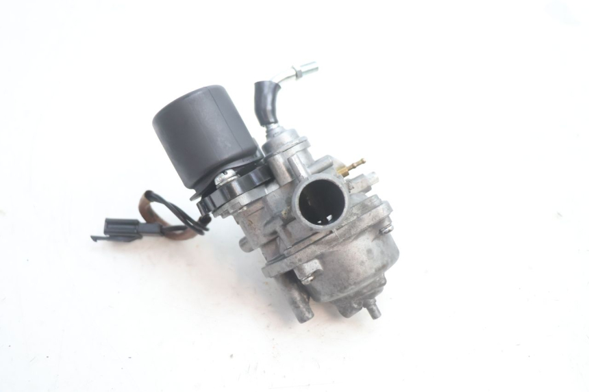 photo de VERGASER TNT MOTOR ROMA 12' 2T 50 (2007 - 2018) - Zoom op gebruiksstaat