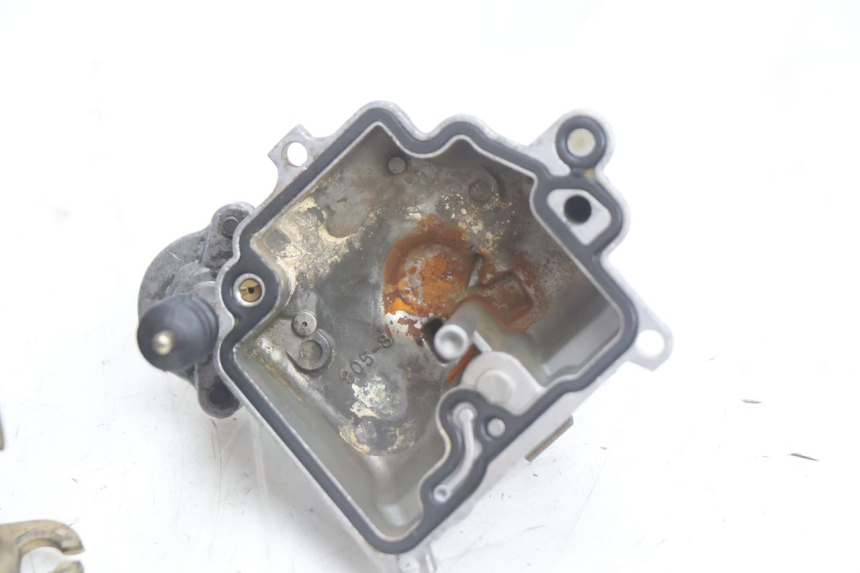 photo de VERGASER APRILIA SCARABEO GT 125 (1999 - 2007) - Kenmerkende details