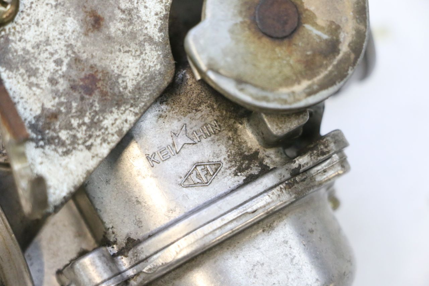 photo de VERGASER HONDA SCV LEAD 100 (2003 - 2007) - Andere kijkhoek
