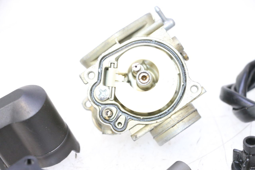 photo de VERGASER PEUGEOT SPEEDFIGHT LC 50 (1996 - 2002) - Visuele inspectie