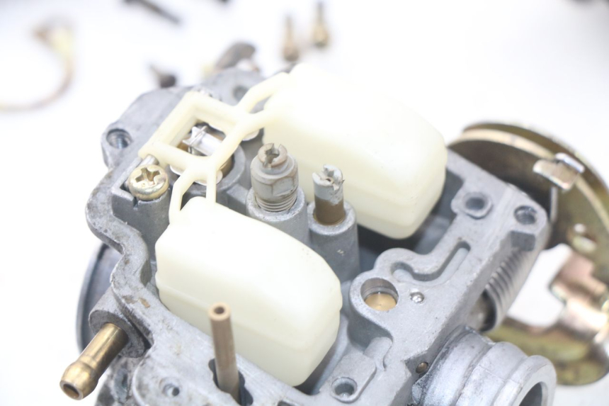 photo de VERGASER FYM STRADA 50 (2007 - 2014) - Staat van het oppervlak