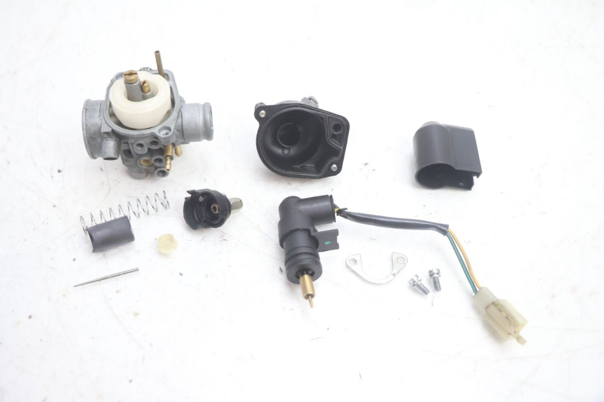 photo de CARBURATEUR PEUGEOT STREETZONE NAKED 2T 50 (2014 - 2018) - Staat van het oppervlak
