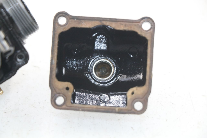 photo de VERGASER MBK STUNT NAKED 50 (2004 - 2018) - Staat van het oppervlak