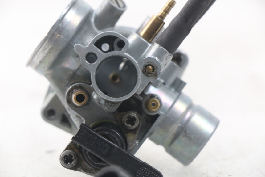 photo de VERGASER MBK STUNT NAKED 50 (2004 - 2018) - Staat van het oppervlak