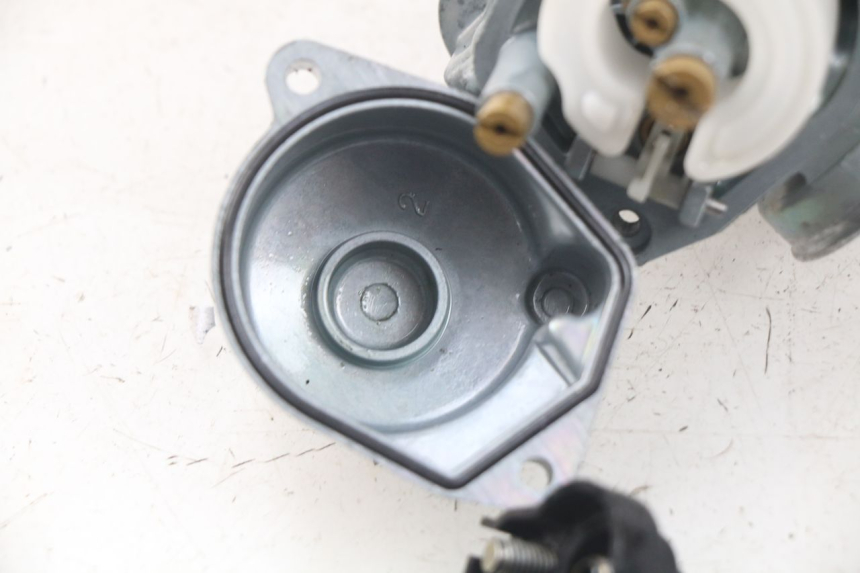 photo de VERGASER MBK STUNT NAKED 50 (2004 - 2018) - Markeringen en referenties