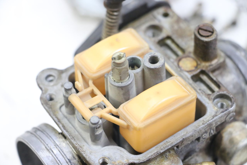 photo de VERGASER HONDA TRX 300 (1988 - 2000) - Kenmerkende details