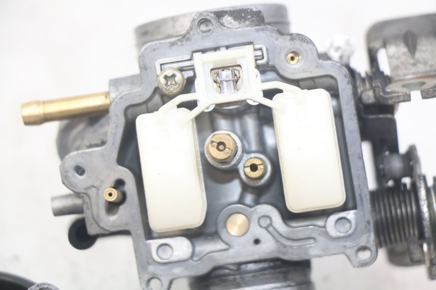 photo de VERGASER SUZUKI UH BURGMAN 125 (2002 - 2006) - Focus op structuur