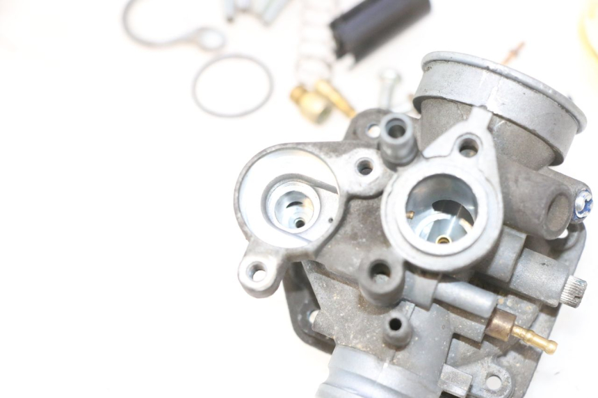 photo de VERGASER PEUGEOT VIVACITY NEW 2T 50 (2008 - 2017) - Detailaanzicht