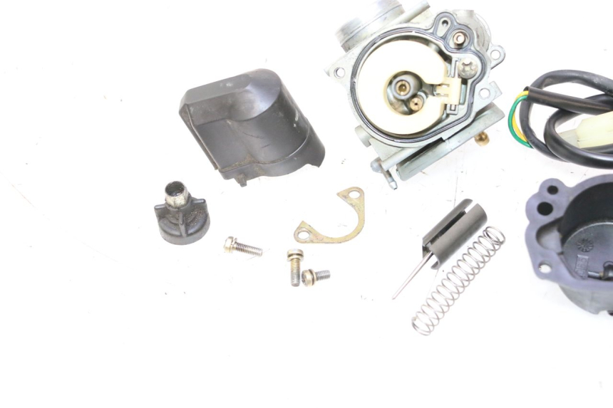 photo de VERGASER PEUGEOT VIVACITY 50 (2004 - 2009) - Zoom op componenten