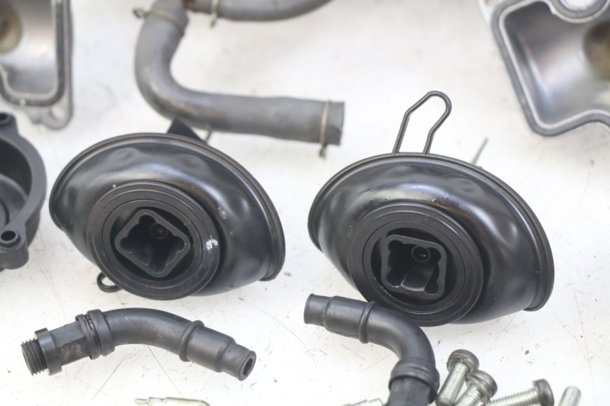 photo de VERGASER HONDA VT C SHADOW 125 (1999 - 2007) - Profielaanzicht