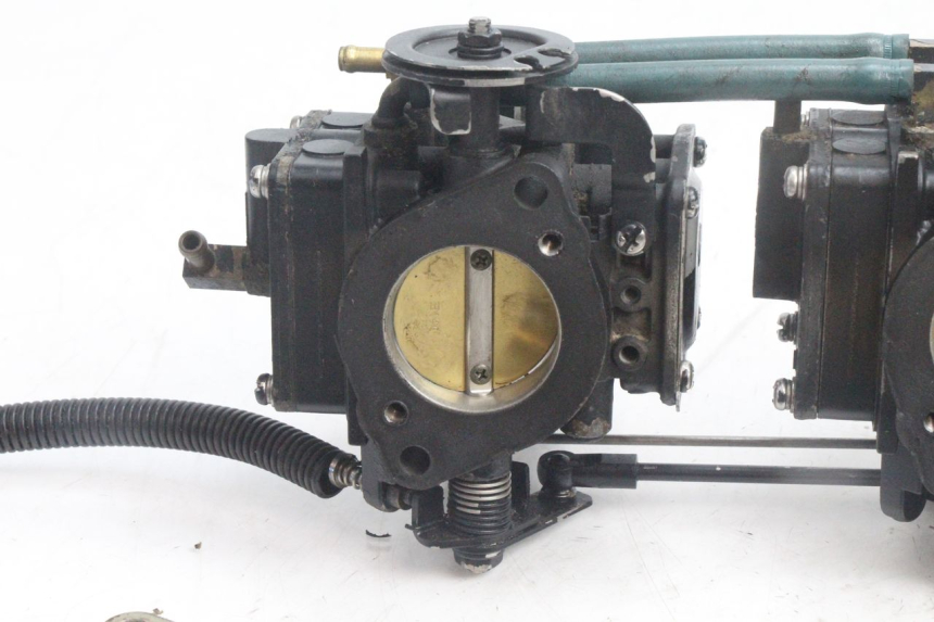 photo de CARBURATEUR YAMAHA WAVE RUNNER GP R 1200 (2000 - 2003) - Visuele inspectie