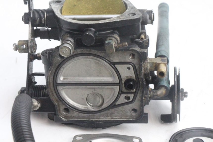 photo de CARBURATEUR YAMAHA WAVE RUNNER GP R 1200 (2000 - 2003) - Andere kijkhoek
