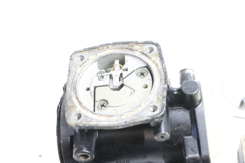 photo de CARBURATEUR YAMAHA WAVE RUNNER GP R 1200 (2000 - 2003) - Markeringen en referenties