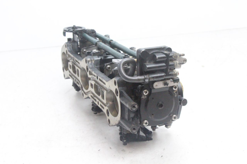 photo de CARBURATEUR YAMAHA WAVE RUNNER GP R 1200 (2000 - 2003) - Staat van het oppervlak