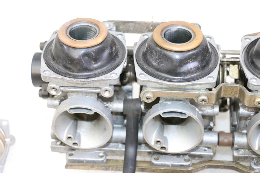 photo de VERGASER YAMAHA XJN DIVERSION 600 (2000 - 2003) - Bevestigingspunten