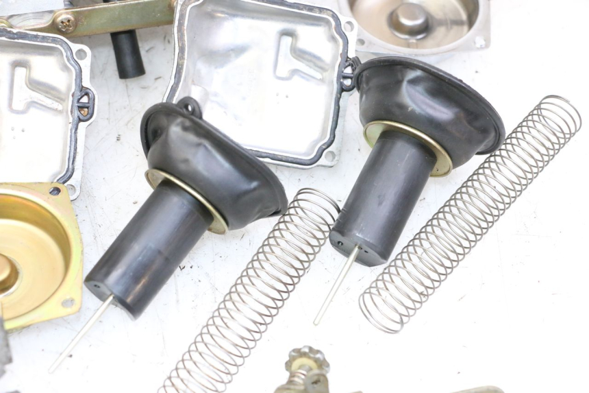 photo de VERGASER YAMAHA XJN DIVERSION 600 (2000 - 2003) - Focus op structuur