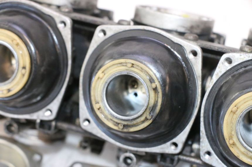 photo de CARBURATEUR YAMAHA XJR 1300 (1998 - 2002) - Profielaanzicht