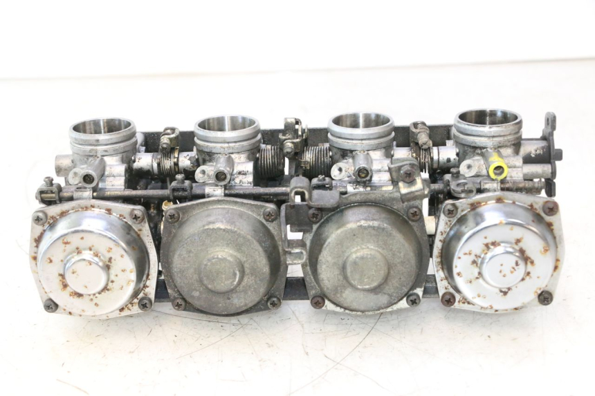 photo de CARBURATEUR YAMAHA XJR 1300 (1998 - 2002) - Zoom op componenten