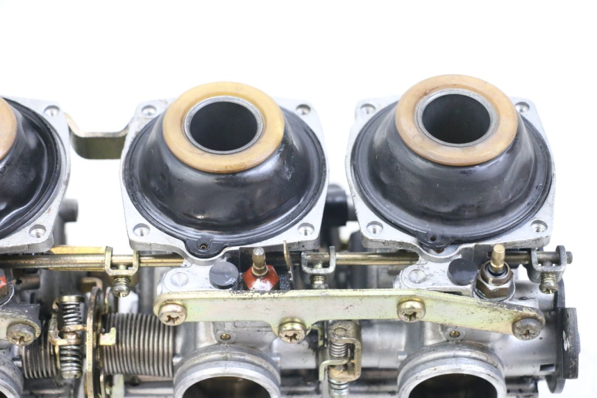 photo de VERGASER YAMAHA XJS DIVERSION 600 (1997 - 1999) - Alternatieve hoek