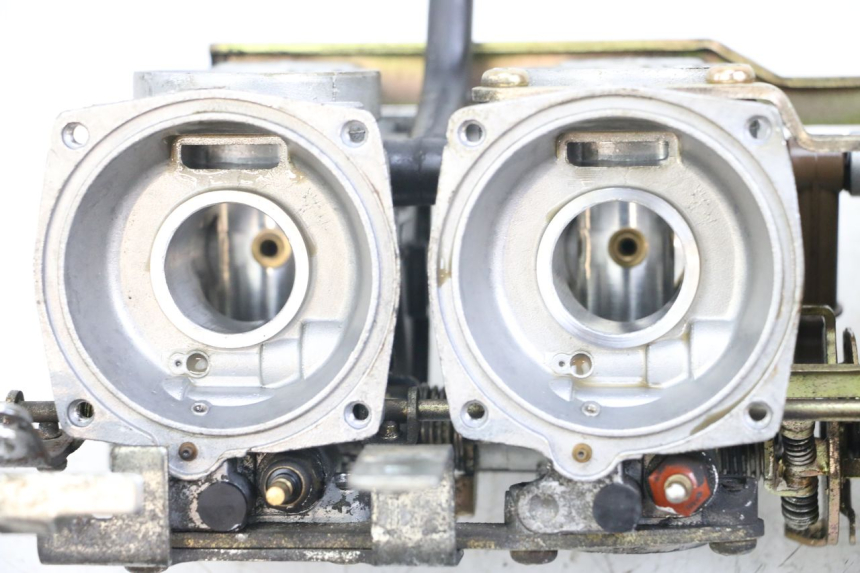 photo de VERGASER YAMAHA XJS DIVERSION 600 (1997 - 1999) - Technische close-up