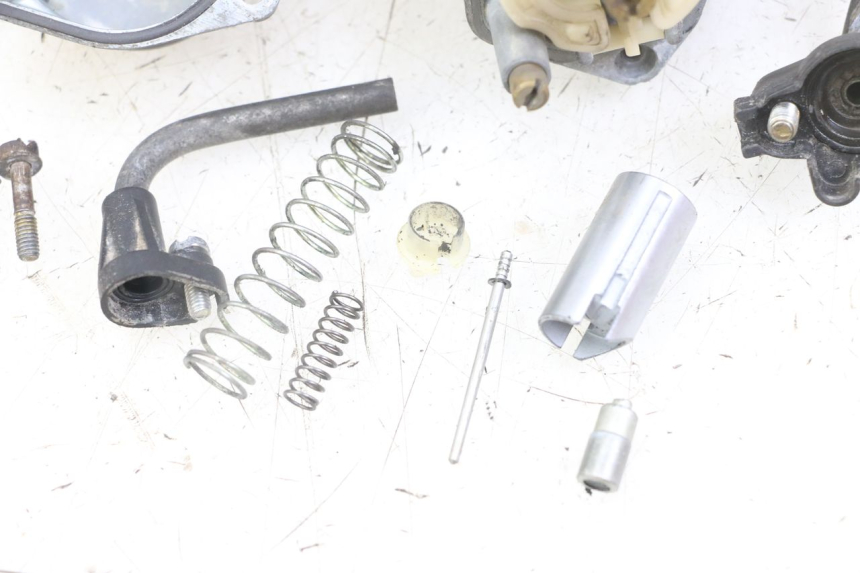 photo de VERGASER YAMAHA BW'S NG NEXT GENERATION 50 (1996 - 2003) - Visuele inspectie