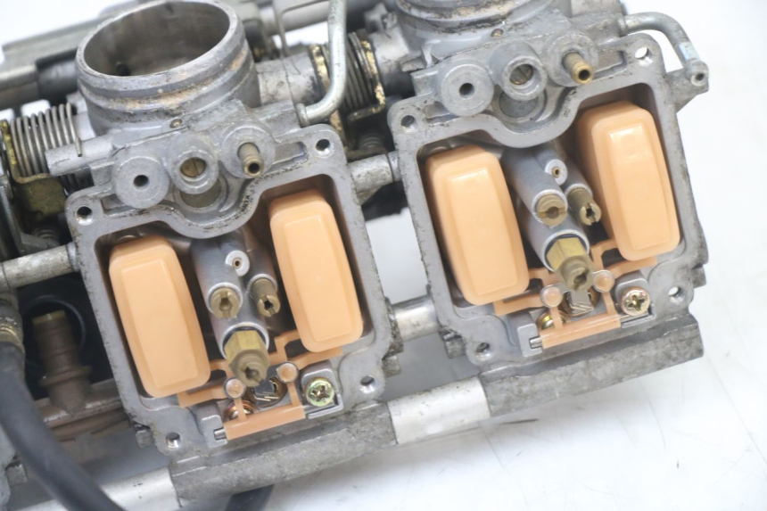 photo de VERGASER YAMAHA FZS FAZER 600 (2001 - 2003) - Productaanzicht