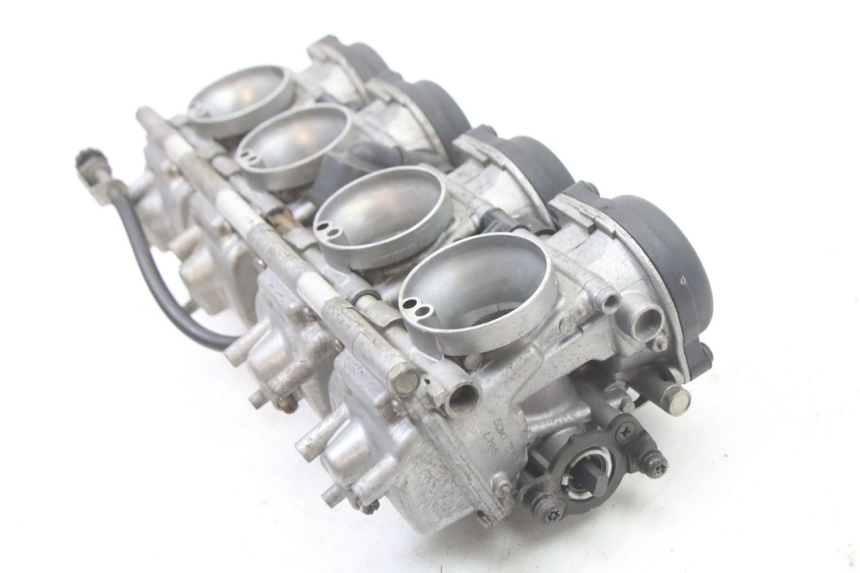 photo de VERGASER YAMAHA FZS FAZER 600 (2001 - 2003) - Andere kijkhoek