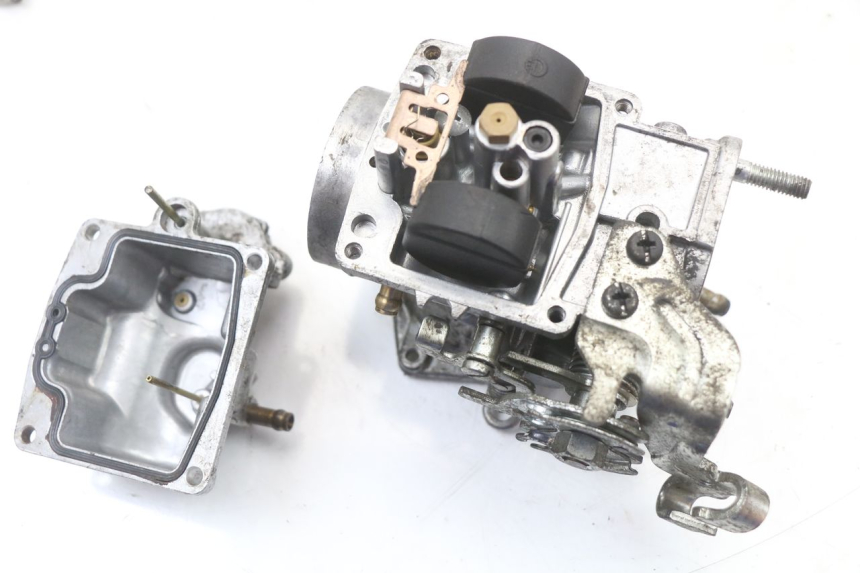 photo de VERGASER YAMAHA YP MAJESTY 125 (2002 - 2006) - Gecontroleerd onderdeel