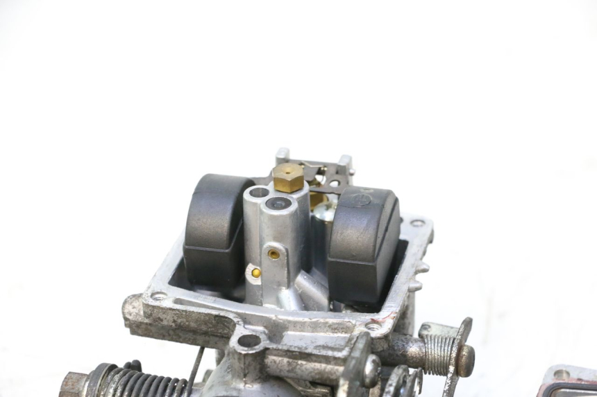 photo de VERGASER YAMAHA YP MAJESTY 125 (1998 - 2001) - Gecontroleerd onderdeel