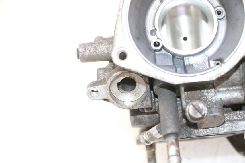 photo de VERGASER YAMAHA YP MAJESTY 125 (2002 - 2006) - Visuele inspectie
