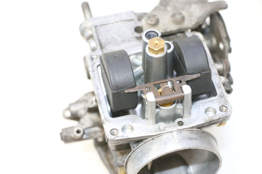 photo de VERGASER YAMAHA YP MAJESTY 125 (2002 - 2006) - Detail van het onderdeel