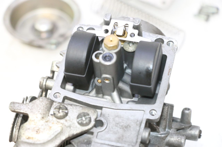 photo de VERGASER YAMAHA YP MAJESTY 125 (2007 - 2010) - Visuele inspectie