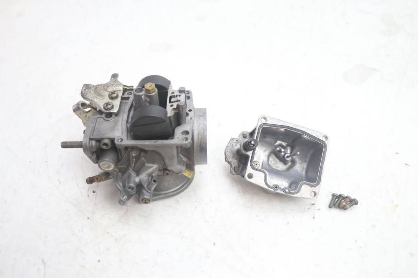 photo de VERGASER YAMAHA YP MAJESTY 125 (2002 - 2006) - Staat van het oppervlak