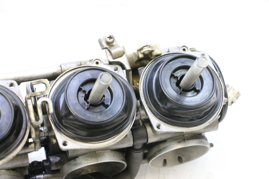 photo de CARBURATEUR YAMAHA YZF R GENESIS 750 (1993 - 1998) - Alternatieve hoek