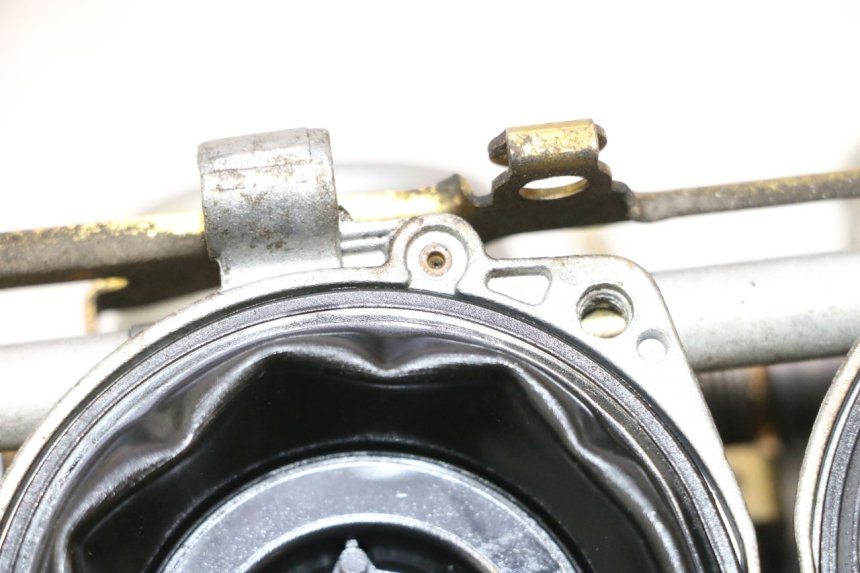 photo de CARBURATEUR KAWASAKI ZX-6R ZX6R 600 (2000 - 2002) - Zoom op kwaliteit