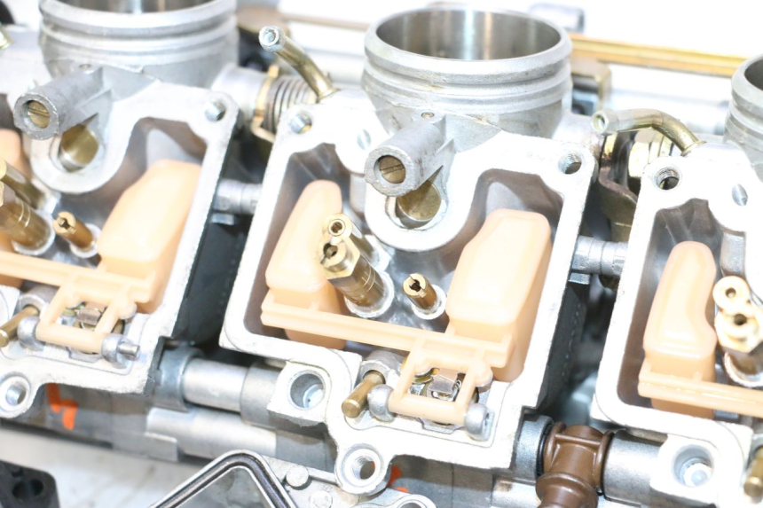 photo de CARBURATEUR KAWASAKI ZX-6R ZX6R 600 (2000 - 2002) - Gecontroleerd onderdeel